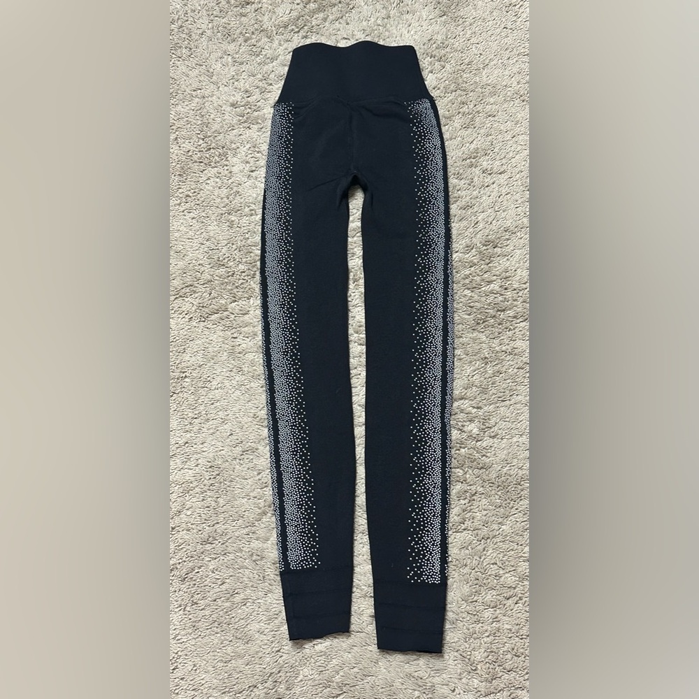 NWOT! Fabletics High-Waisted Sculptknit® Reflective Legging size XS - Picture 6 of 10